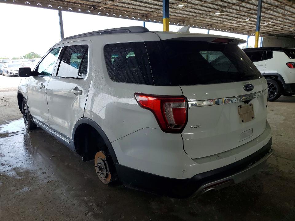 Продажа на аукционе авто 2017 Ford Explorer, vin: 1FM5K7DHXHGB62242, номер лота: 55521496