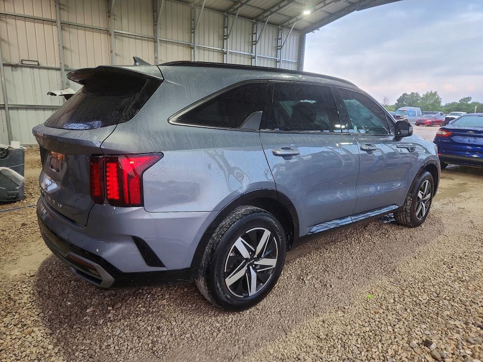Продажа на аукционе авто 2022 Kia Sorento, vin: 5XYRH4LF2NG154167, номер лота: 56845166