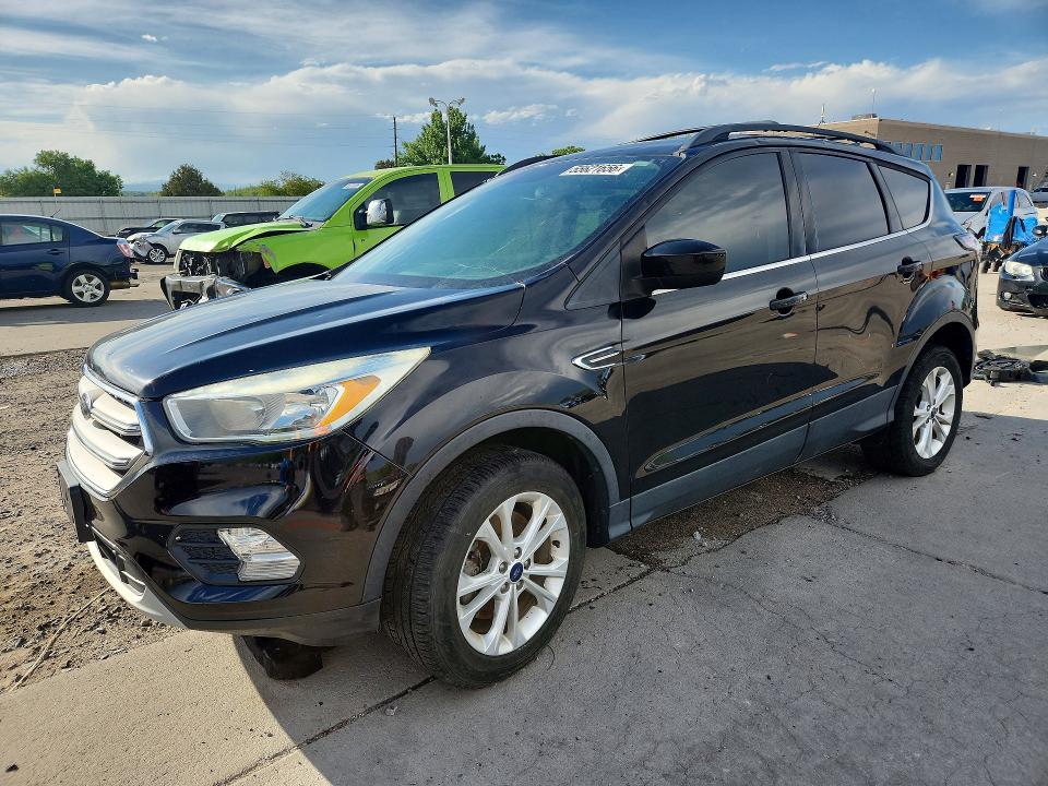 2017 Ford Escape მანქანა იყიდება აუქციონზე, vin: 1FMCU9G99HUB94196, აუქციონის ნომერი: 55621656