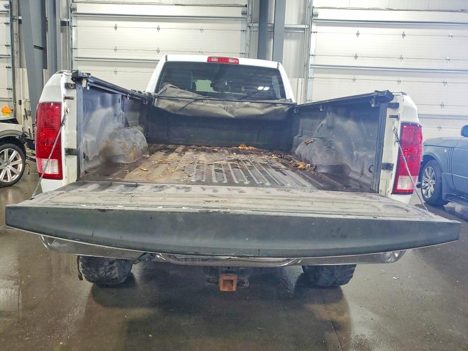 56512366 :رقم المزاد ، 3C6UR5HLXGG260499 vin ، 2016 Ram 2500 مزاد بيع