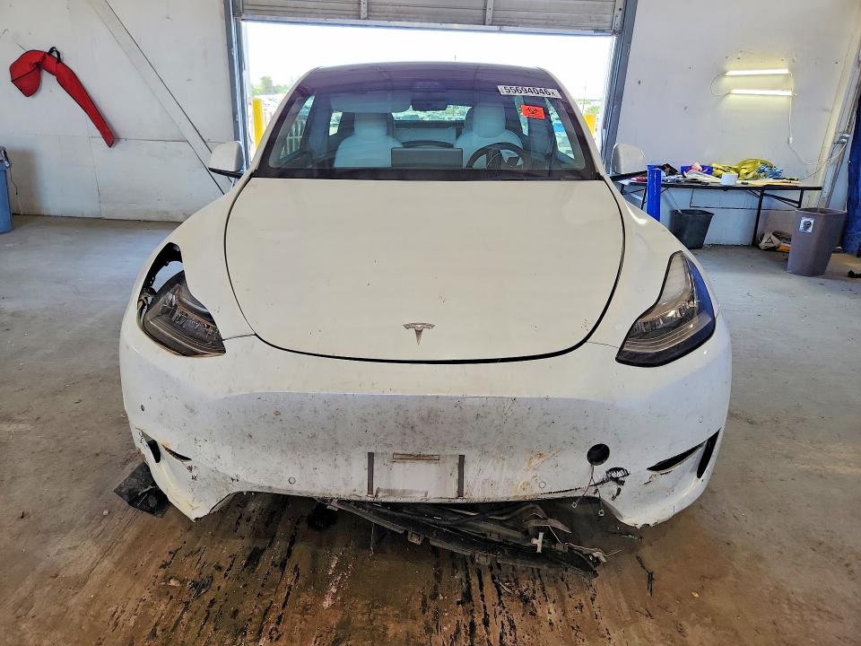 2021 Tesla Model Y მანქანა იყიდება აუქციონზე, vin: 5YJYGAEE4MF247215, აუქციონის ნომერი: 55694046