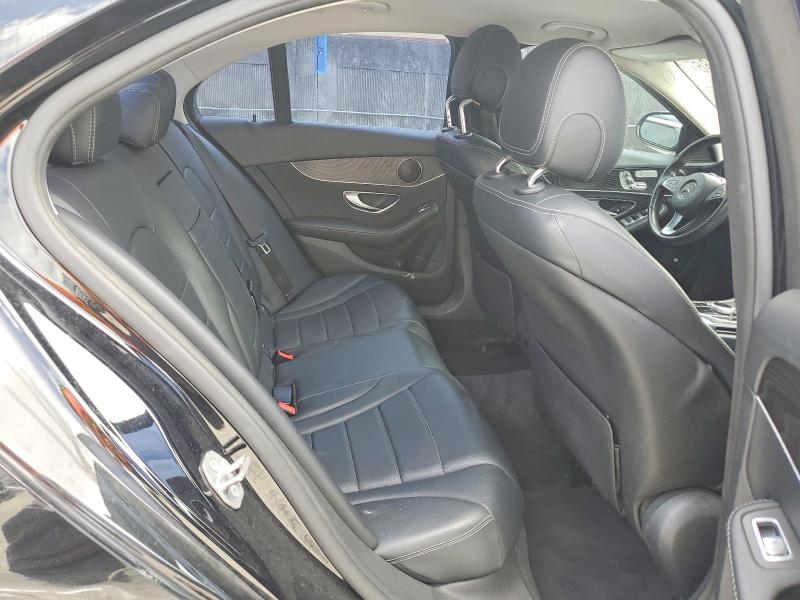 56703886 :رقم المزاد ، 55SWF4JB4HU229793 vin ، 2017 Mercedes-benz C مزاد بيع