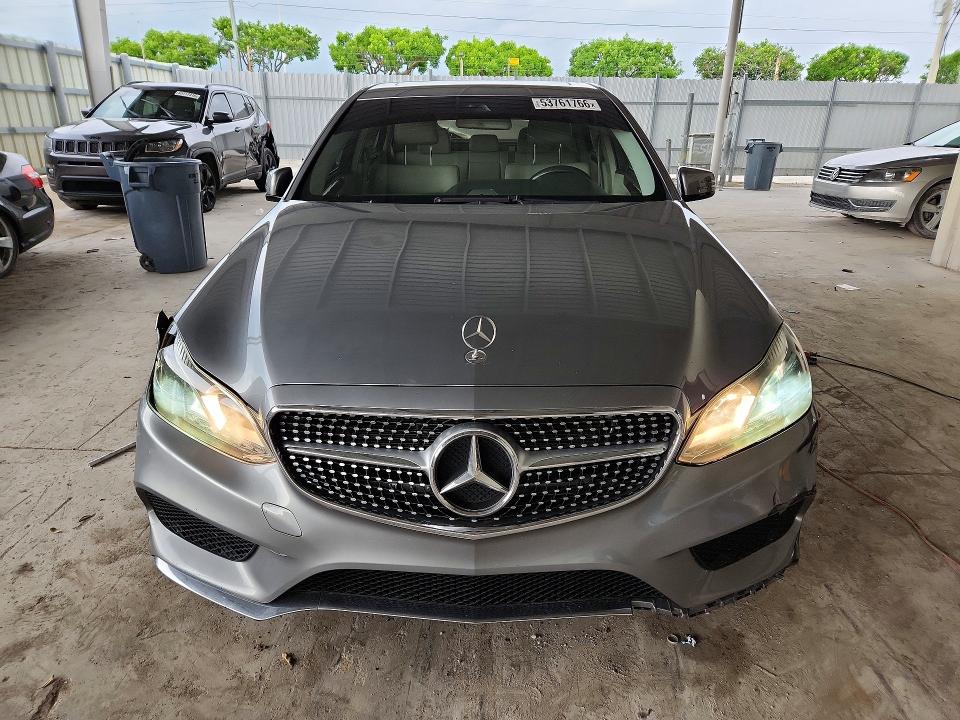 53761766 :رقم المزاد ، WDDHF5KB7EA872020 vin ، 2014 Mercedes-benz E مزاد بيع