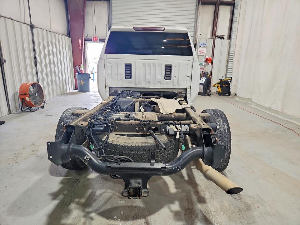Продаж на аукціоні авто 2021 Chevrolet Silverado, vin: 1GC5WLE74MF111245, номер лоту: 53617566
