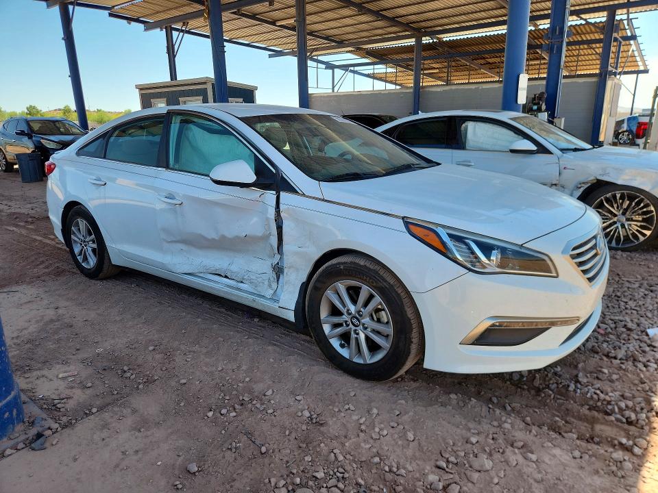 56084336 :رقم المزاد ، 5NPE24AF6FH211497 vin ، 2015 Hyundai Sonata مزاد بيع