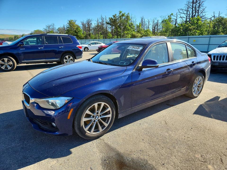 2016 Bmw 320 მანქანა იყიდება აუქციონზე, vin: WBA8E5G57GNT93492, აუქციონის ნომერი: 57364536