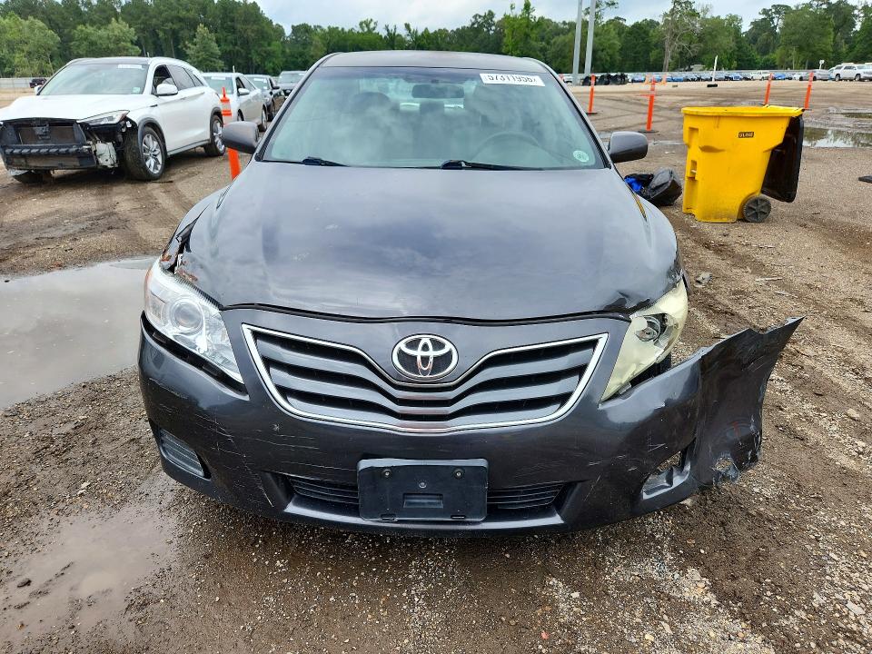 57311956 :رقم المزاد ، 4T4BF3EK5AR013230 vin ، 2010 Toyota Camry مزاد بيع