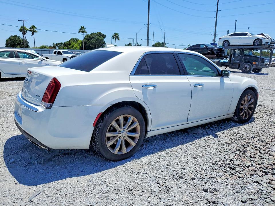 58636386 :رقم المزاد ، 2C3CCAKG2JH177235 vin ، 2018 Chrysler 300 مزاد بيع