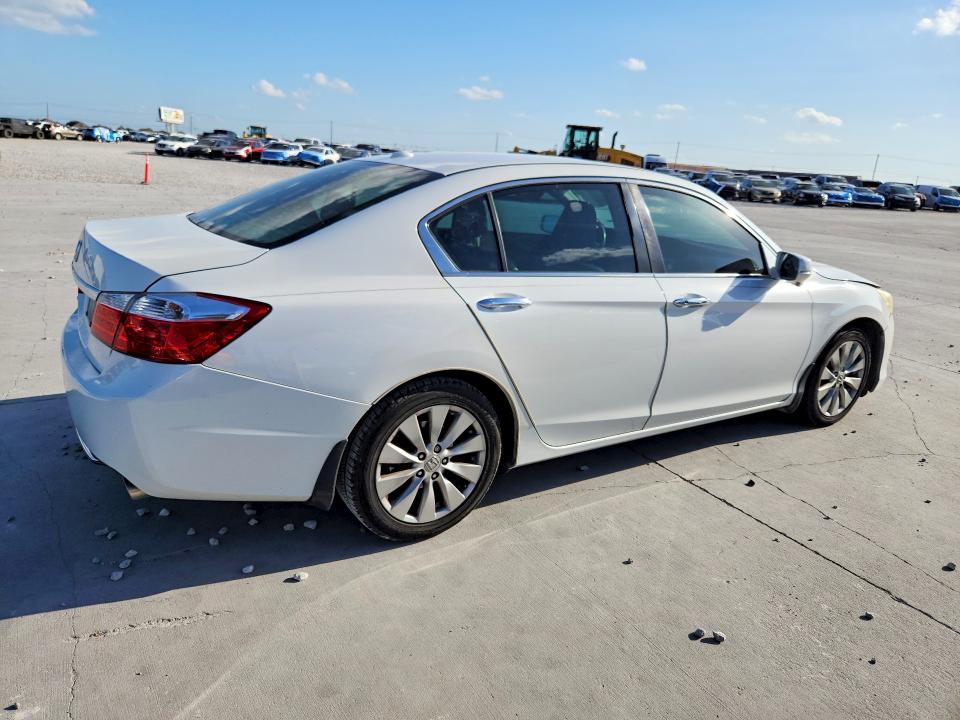 2015 Honda Accord მანქანა იყიდება აუქციონზე, vin: 1HGCR2F84FA245626, აუქციონის ნომერი: 56857856