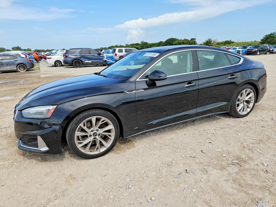 2022 Audi A5 მანქანა იყიდება აუქციონზე, vin: WAUABCF54NA032967, აუქციონის ნომერი: 58781366