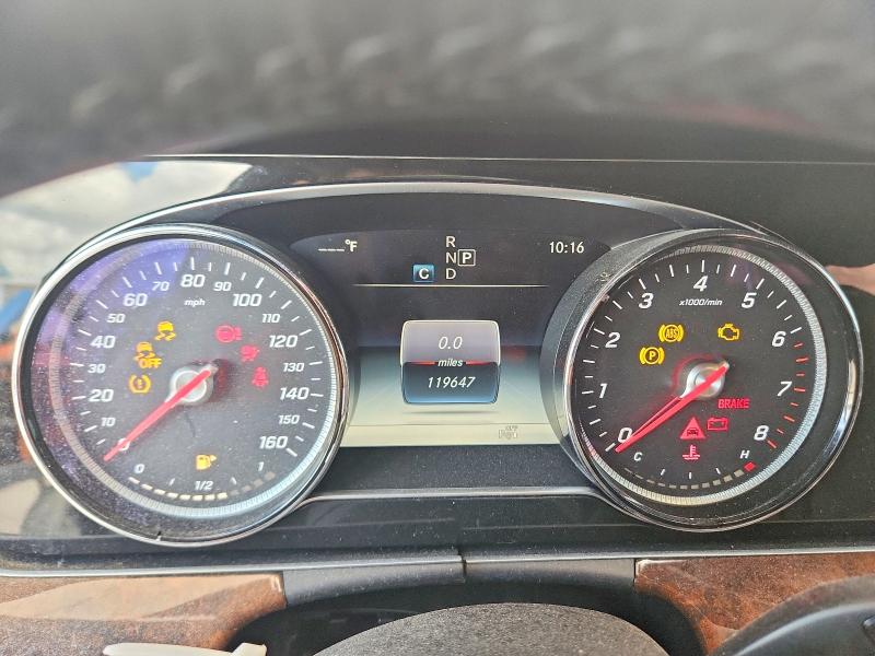 57128296 :رقم المزاد ، WDDZF4JB6JA327811 vin ، 2018 Mercedes-benz E مزاد بيع