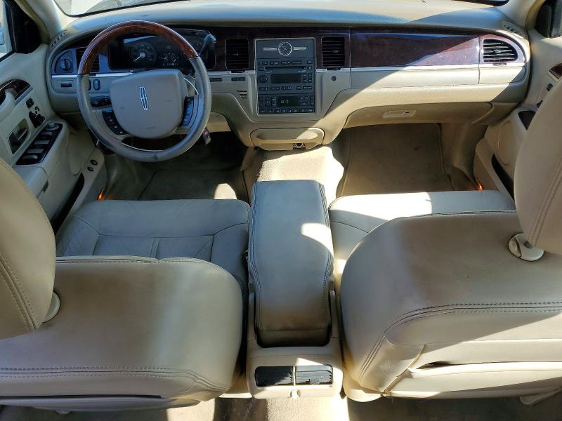 Aukcja sprzedaży 2010 Lincoln Town Car, vin: 2LNBL8CV6AX623823, numer aukcji: 58449446