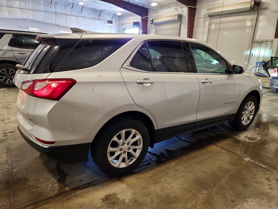 Продажа на аукционе авто 2018 Chevrolet Equinox, vin: 2GNAXSEV2J6320680, номер лота: 56298806