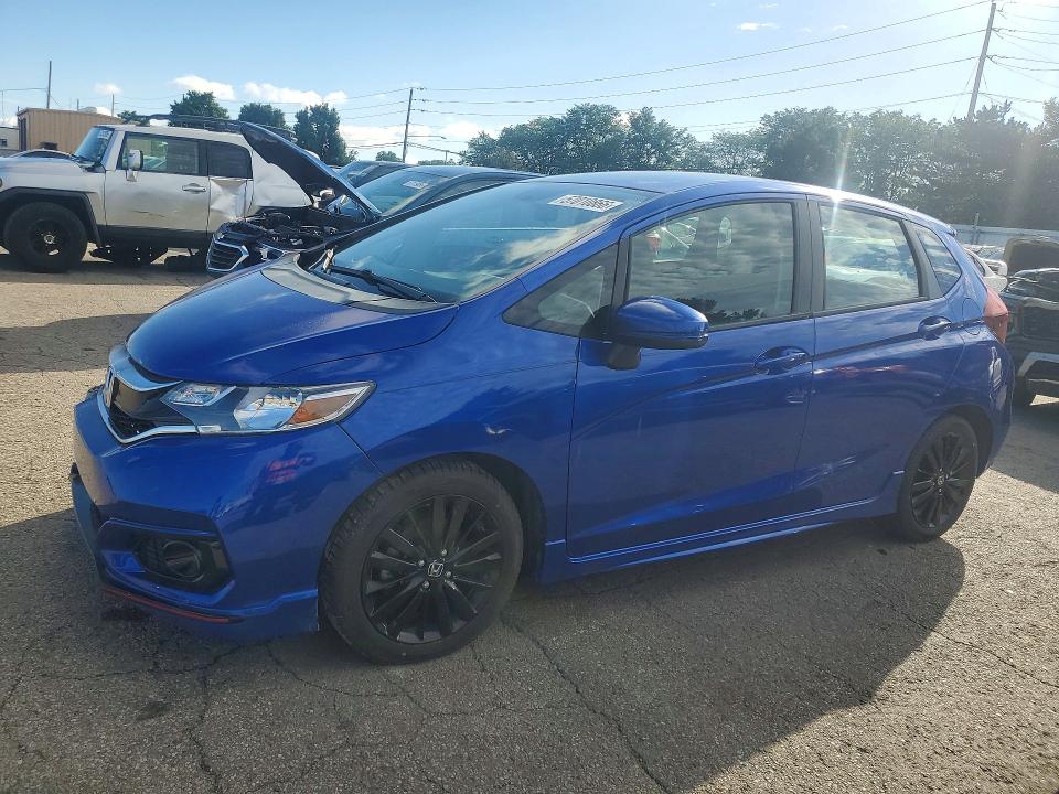 57010866 :رقم المزاد ، 3HGGK5G64JM718327 vin ، 2018 Honda Fit مزاد بيع