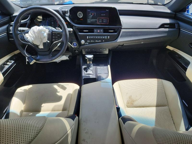 58603146 :رقم المزاد ، 58ADA1C12NU026032 vin ، 2022 Lexus Es 300h مزاد بيع
