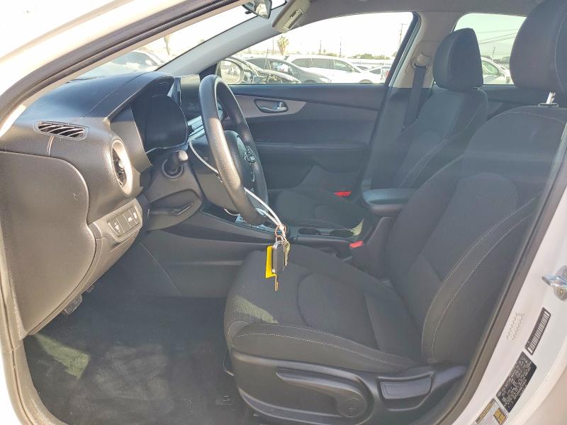 2021 Kia Forte მანქანა იყიდება აუქციონზე, vin: 3KPF24AD6ME349609, აუქციონის ნომერი: 56129336