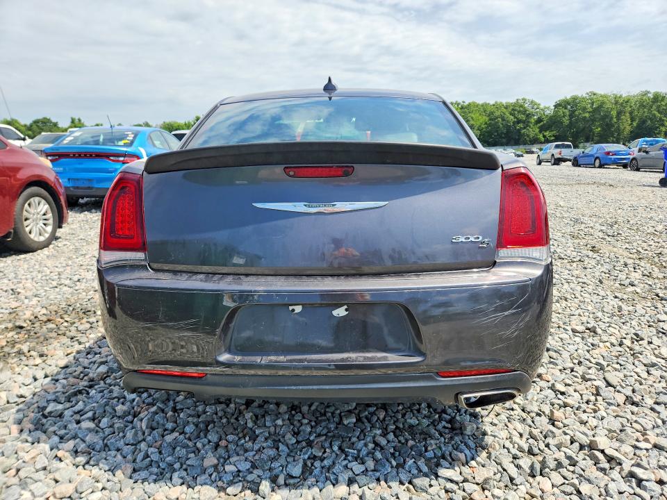2019 Chrysler 300 მანქანა იყიდება აუქციონზე, vin: 2C3CCABG0KH639101, აუქციონის ნომერი: 56148736