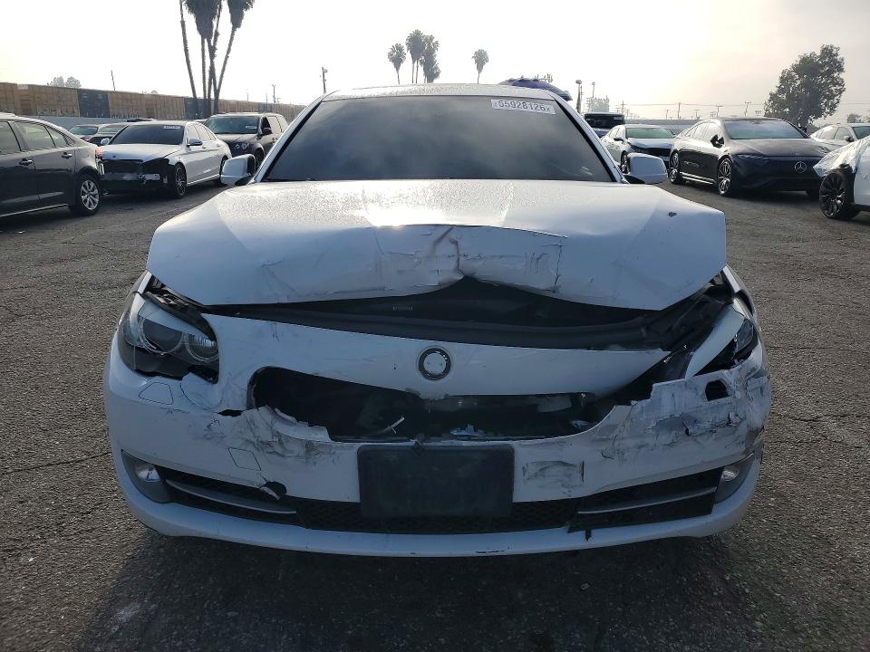 55928126 :رقم المزاد ، WBAXG5C54DDY35996 vin ، 2013 Bmw 528 مزاد بيع