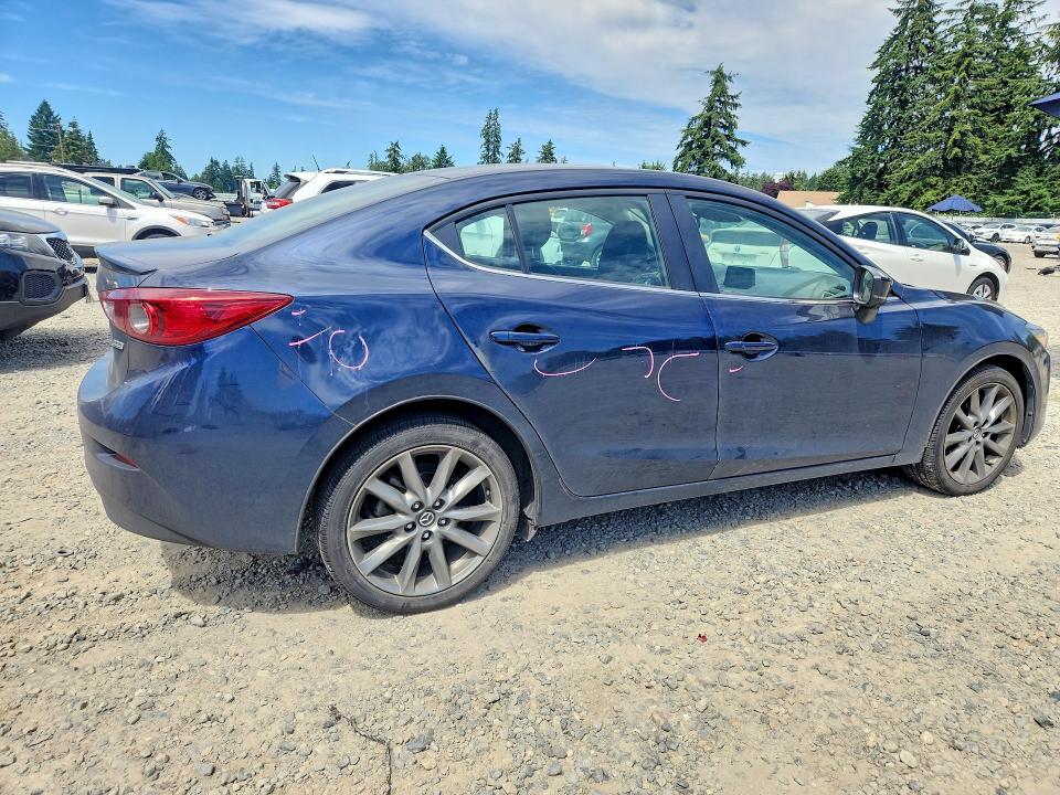 Продажа на аукционе авто 2018 Mazda 3, vin: 3MZBN1V37JM172976, номер лота: 58136346