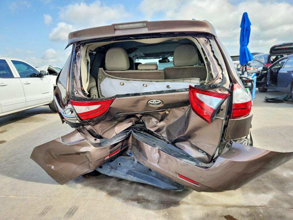 Aukcja sprzedaży 2019 Toyota Sienna, vin: 5TDYZ3DC2KS976750, numer aukcji: 41635136
