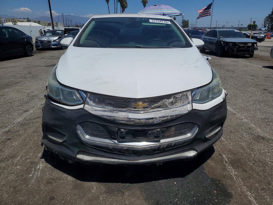 2017 Chevrolet Cruze მანქანა იყიდება აუქციონზე, vin: 1G1BC5SM8H7128852, აუქციონის ნომერი: 57754716