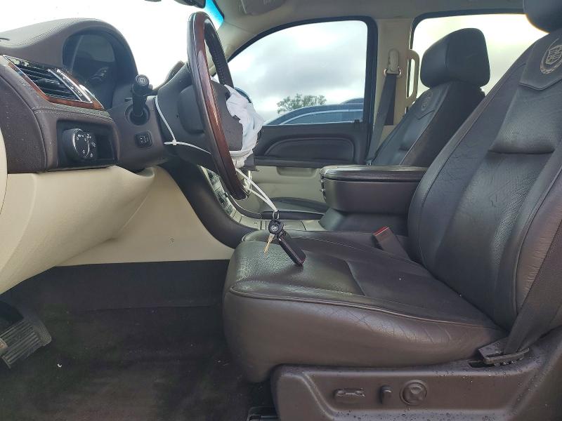 55711886 :رقم المزاد ، 1GYS4KEF8BR260418 vin ، 2011 Cadillac Escalade مزاد بيع