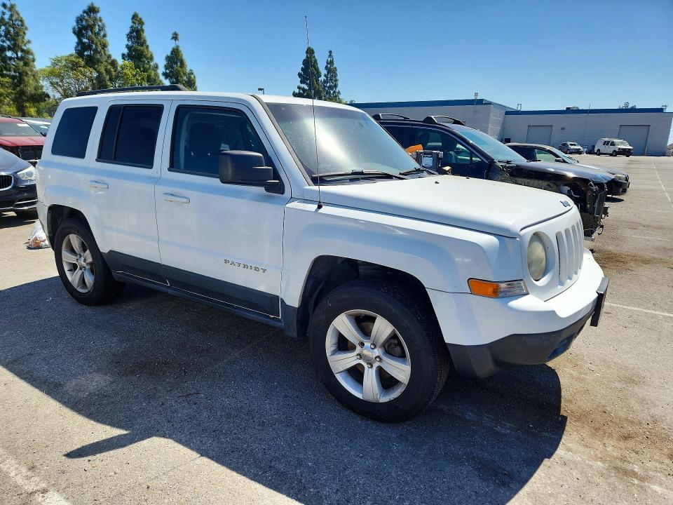 57291096 :رقم المزاد ، 1C4NJPFA0CD544040 vin ، 2012 Jeep Patriot مزاد بيع