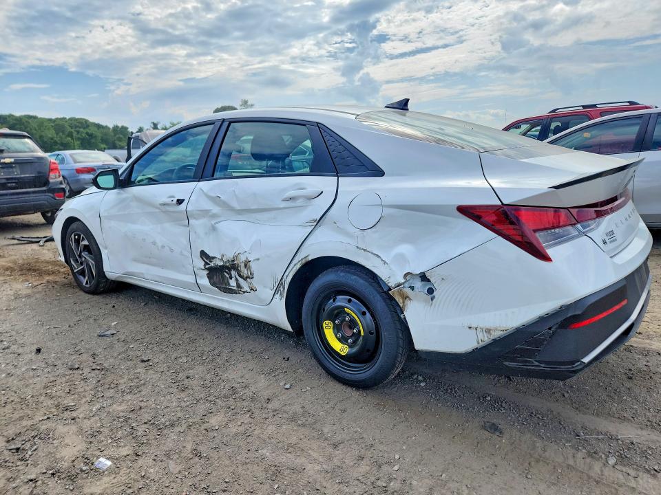 57181776 :رقم المزاد ، KMHLM4DG9SU926209 vin ، 2025 Hyundai Elantra مزاد بيع