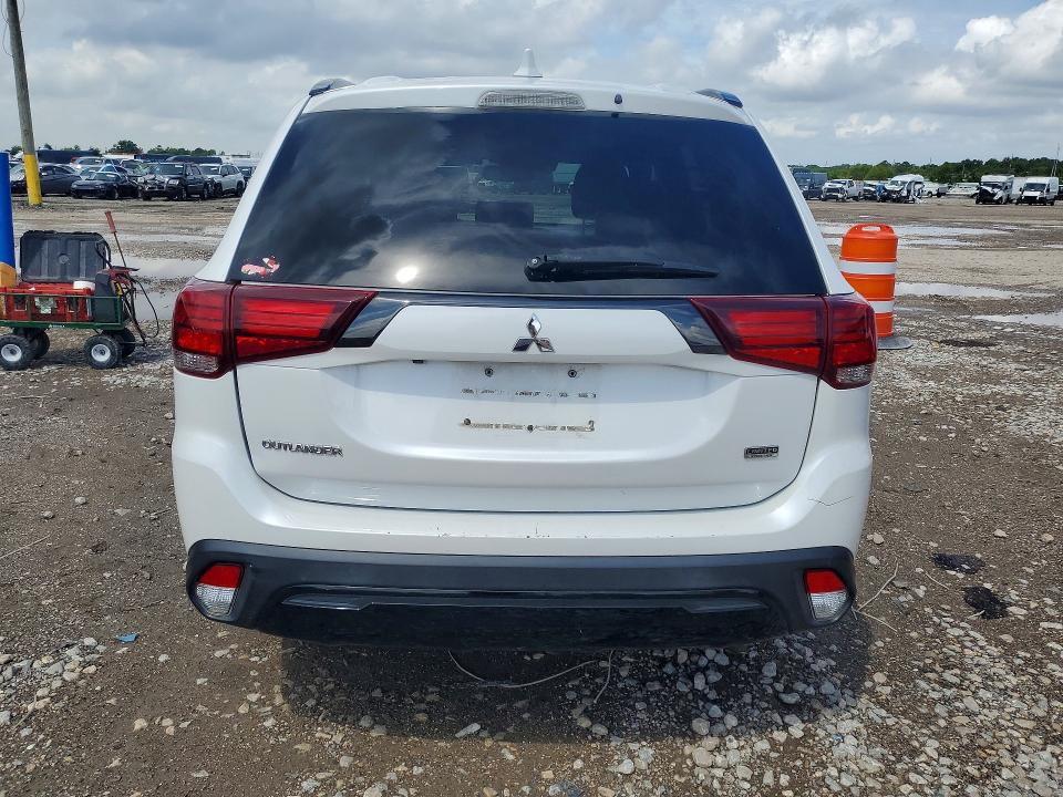 Продаж на аукціоні авто 2020 Mitsubishi Outlander, vin: JA4AZ3A33LZ030124, номер лоту: 55885346