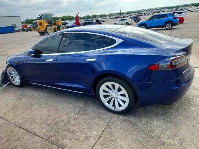 58406856 :رقم المزاد ، 5YJSA1E22HF195330 vin ، 2017 Tesla Model S مزاد بيع