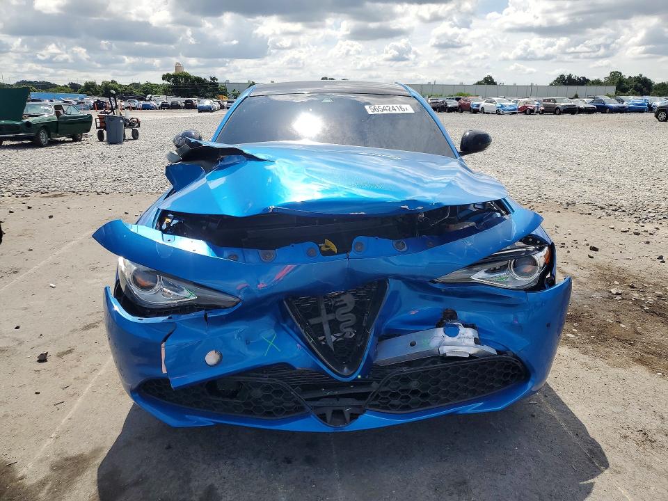 56542416 :رقم المزاد ، ZARFAMAN4M7645875 vin ، 2021 Alfa Romeo Giulia مزاد بيع