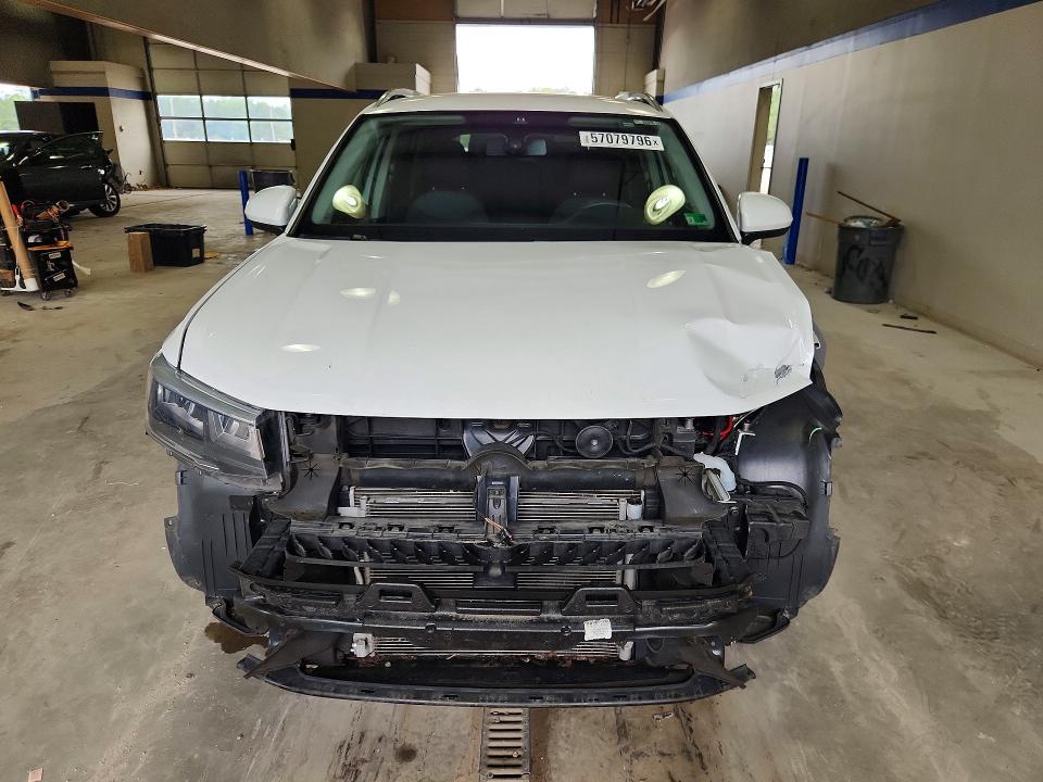 57079796 :رقم المزاد ، 3VVSX7B2XNM014859 vin ، 2022 Volkswagen Taos مزاد بيع