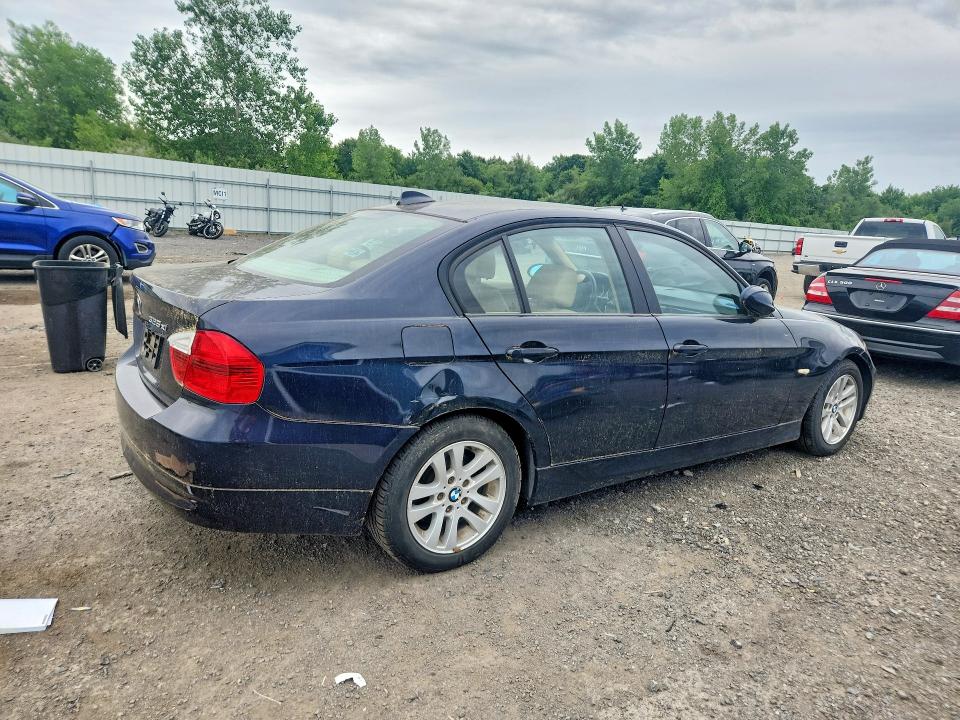 2006 Bmw 325 მანქანა იყიდება აუქციონზე, vin: WBAVD13556KV02715, აუქციონის ნომერი: 57719266