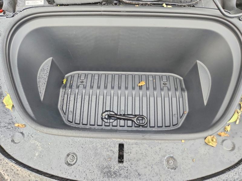 58335856 :رقم المزاد ، 7SAYGDEE1PA054364 vin ، 2023 Tesla Model Y مزاد بيع