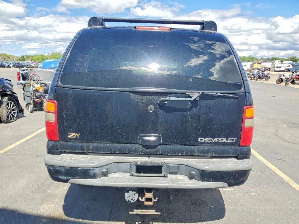 Продаж на аукціоні авто 2003 Chevrolet Suburban, vin: 3GNFK16T83G187622, номер лоту: 56997726