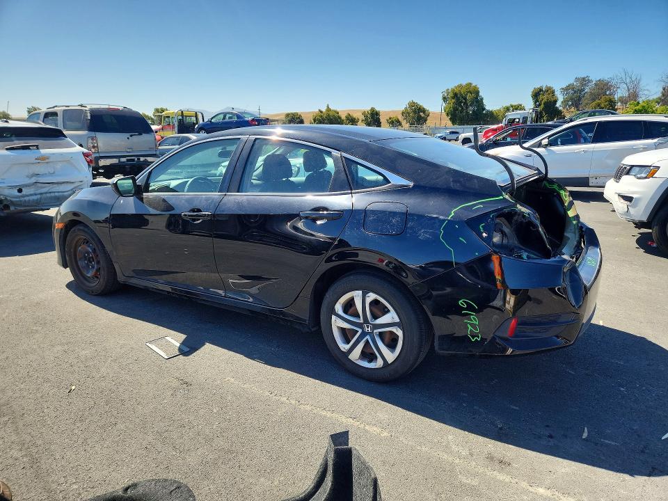 Продажа на аукционе авто 2018 Honda Civic, vin: 2HGFC2F53JH567365, номер лота: 55716756