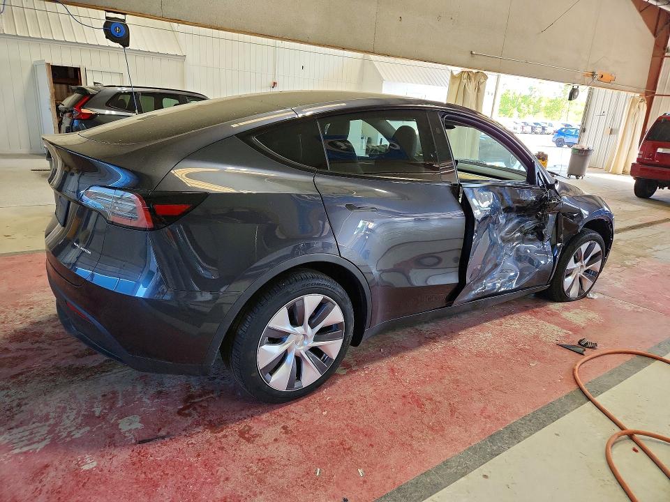 Продажа на аукционе авто 2024 Tesla Model Y, vin: 7SAYGDEE9RA238745, номер лота: 56137936
