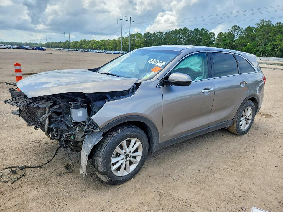 56346296 :رقم المزاد ، 5XYPG4A54KG490953 vin ، 2019 Kia Sorento مزاد بيع