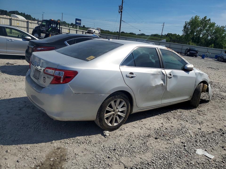 56231826 :رقم المزاد ، 4T1BF1FK5DU209864 vin ، 2013 Toyota Camry مزاد بيع