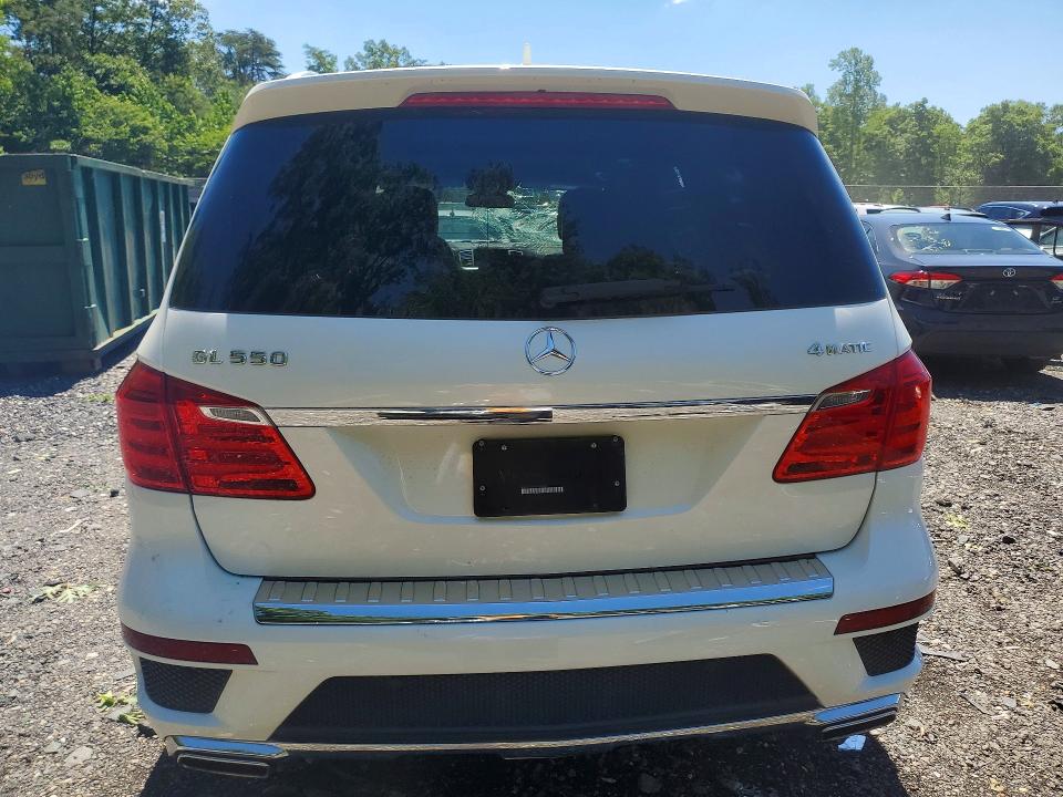 58426966 :رقم المزاد ، 4JGDF7DE8FA570275 vin ، 2015 Mercedes-benz Gl مزاد بيع