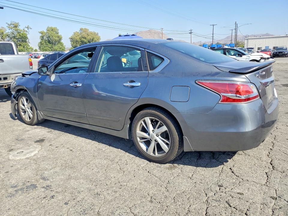 2014 Nissan Altima მანქანა იყიდება აუქციონზე, vin: 1N4AL3AP4EN362647, აუქციონის ნომერი: 55912916