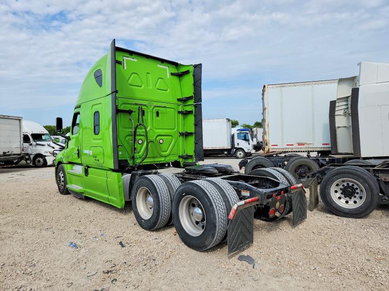 Продаж на аукціоні авто 2018 Freightliner Cascadia 126, vin: 3AKJHHDRXJSJL1051, номер лоту: 58594086