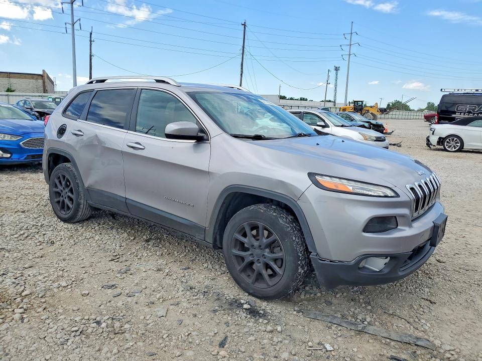 Продаж на аукціоні авто 2018 Jeep Cherokee, vin: 1C4PJLCB5JD533885, номер лоту: 57128666