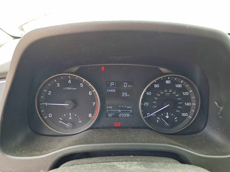 58112416 :رقم المزاد ، 5NPD74LF6HH111655 vin ، 2017 Hyundai Elantra مزاد بيع