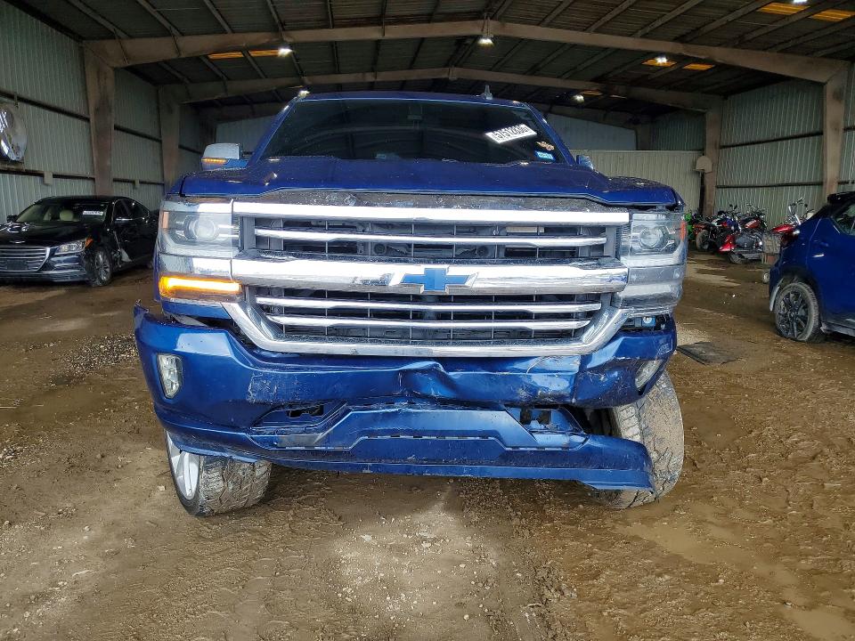 2018 Chevrolet Silverado მანქანა იყიდება აუქციონზე, vin: 3GCPCRECXJG530681, აუქციონის ნომერი: 57512836