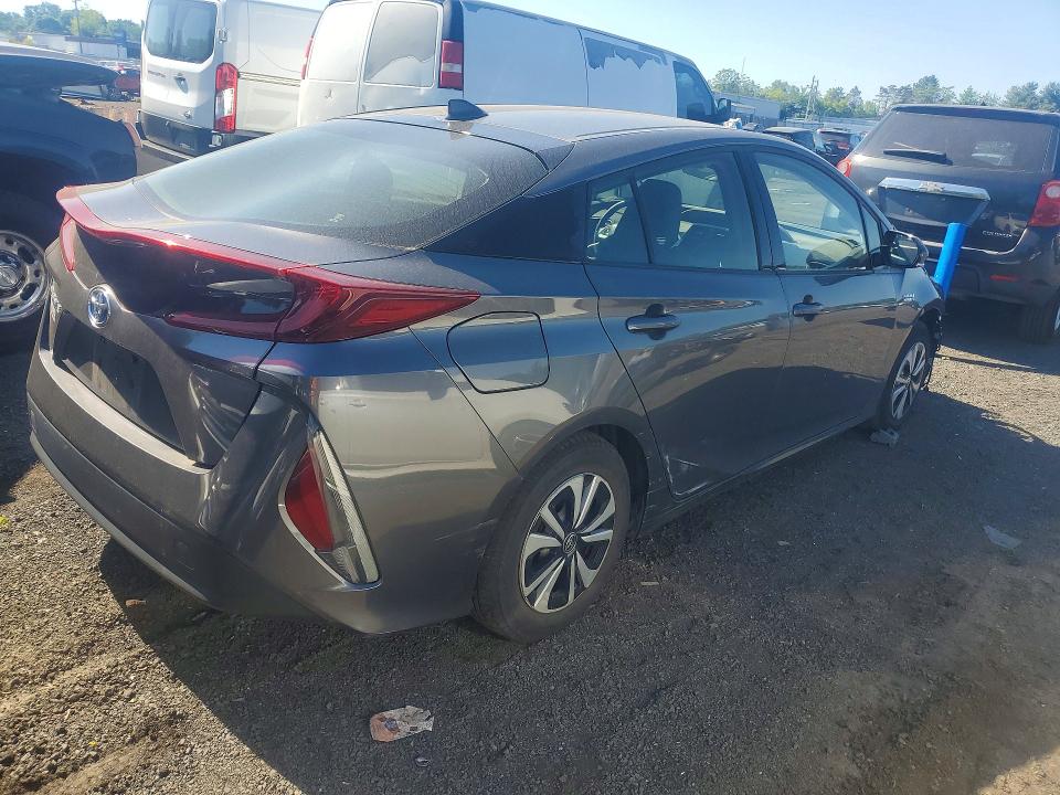 2017 Toyota Prius Prime მანქანა იყიდება აუქციონზე, vin: JTDKARFP4H3038727, აუქციონის ნომერი: 55561136