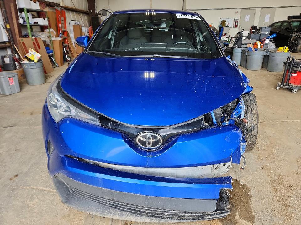 56344326 :رقم المزاد ، NMTKHMBX9JR064781 vin ، 2018 Toyota C-hr مزاد بيع