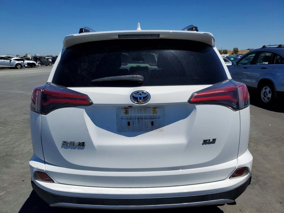 55466586 :رقم المزاد ، 2T3WFREV5JW493205 vin ، 2018 Toyota Rav4 مزاد بيع