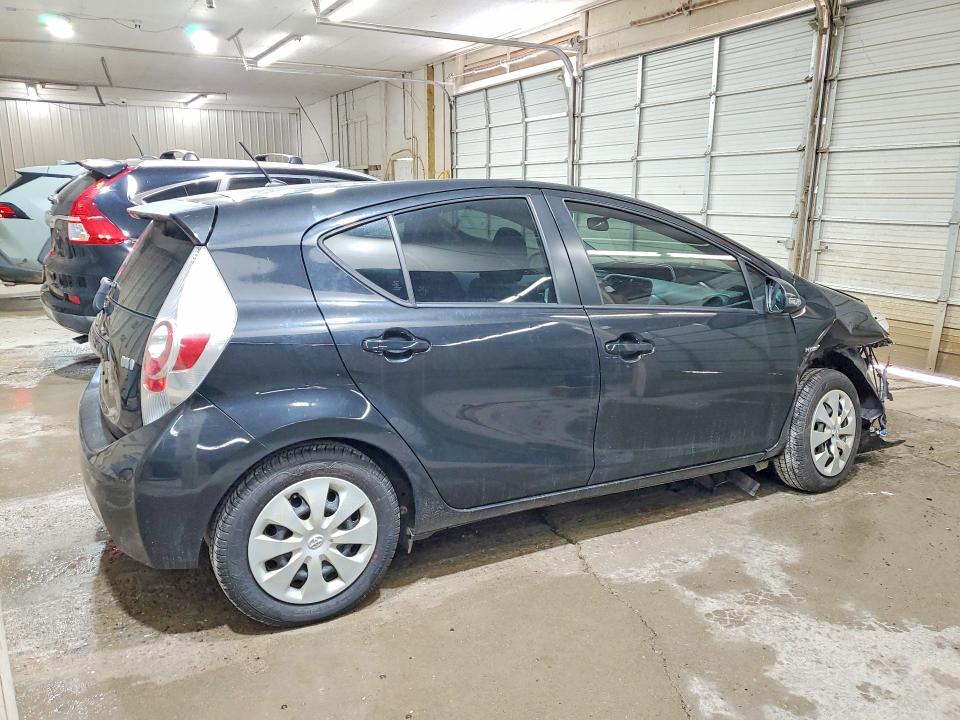 2012 Toyota Prius C მანქანა იყიდება აუქციონზე, vin: JTDKDTB3XC1001127, აუქციონის ნომერი: 59161536