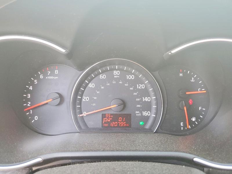 56960686 :رقم المزاد ، 5XYKT4A79FG585599 vin ، 2015 Kia Sorento مزاد بيع